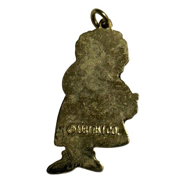 Vintage 1981 Gold Tone Costume Raggedy Ann Pendant - Picture 2 of 6